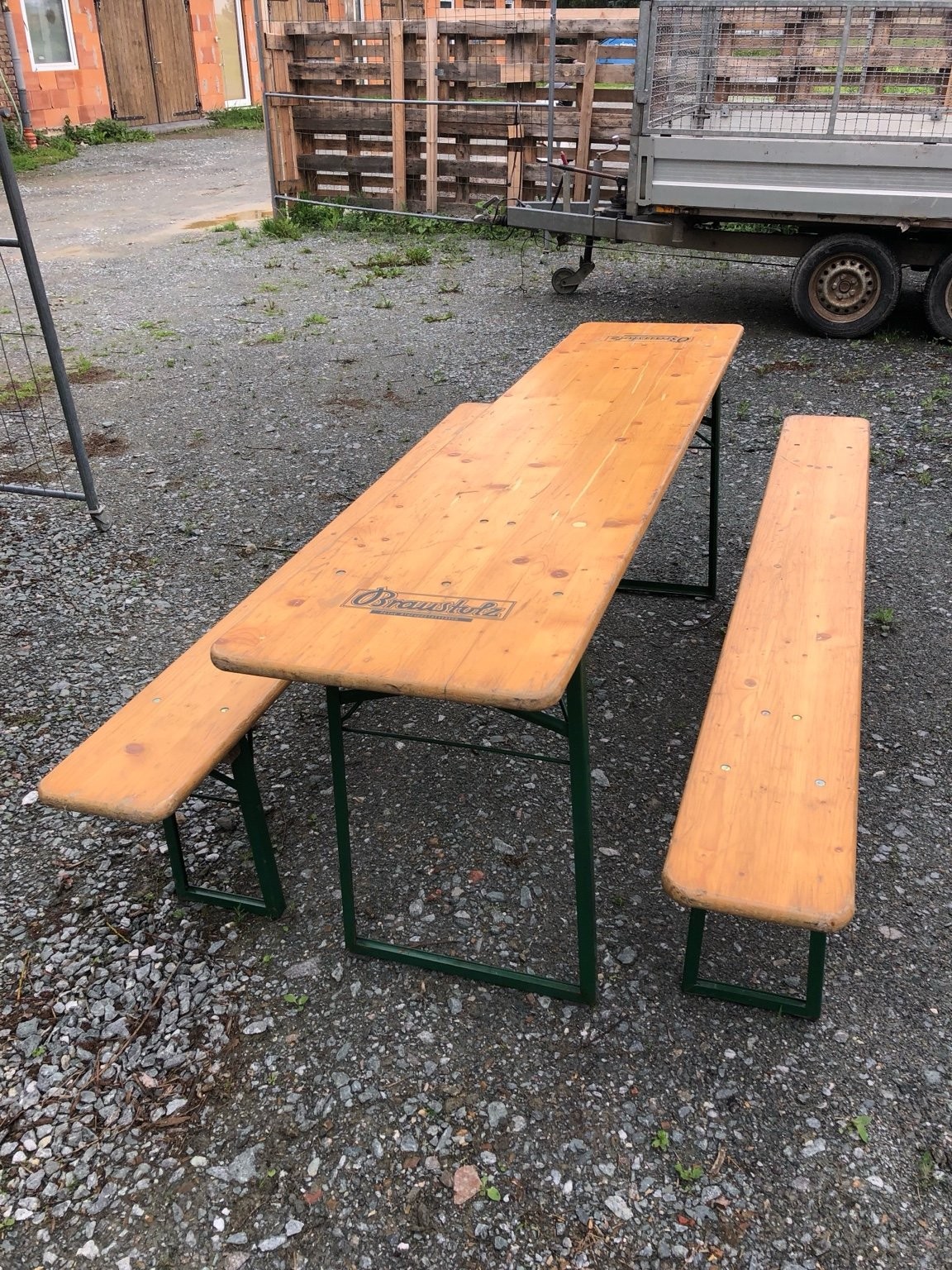 Eventausstattung und Vermietung in Chemnitz – Biertischgarnituren für Events